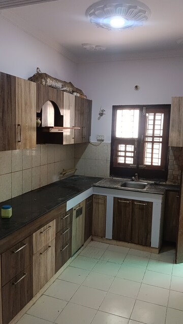 Kitchen in 3 BHK Apartment at Greenwood Apartment, Gomti Nagar – for Rent