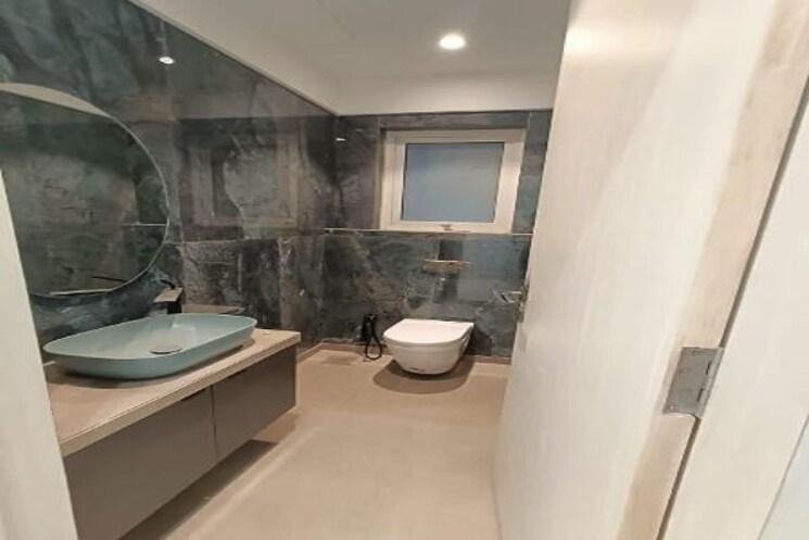 Bathroom, avighna-one-avighna-park 4 Bedroom 3500 Sq.Ft. Apartment In Lower Parel Mumbai 8176601