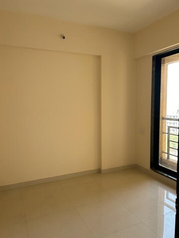 Room in 3 BHK Apartment at Paradise  Sai Wonder, Kharghar – for Rent