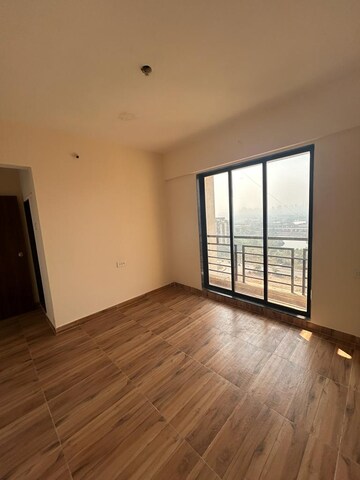 Room in 3 BHK Apartment at Paradise  Sai Wonder, Kharghar – for Rent