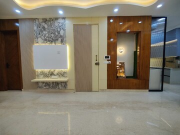 Room in 3.5 BHK Apartment at Signature Global De Luxe DXP, Sector 37d – for Sale