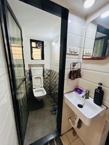 Bedroom in 1 RK Apartment at Sanghvi Estates, Kalyan West – for Rent