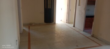 Room in 3 BHK Apartment at Ansal Sushant Estate, Sector 52 – for Rent