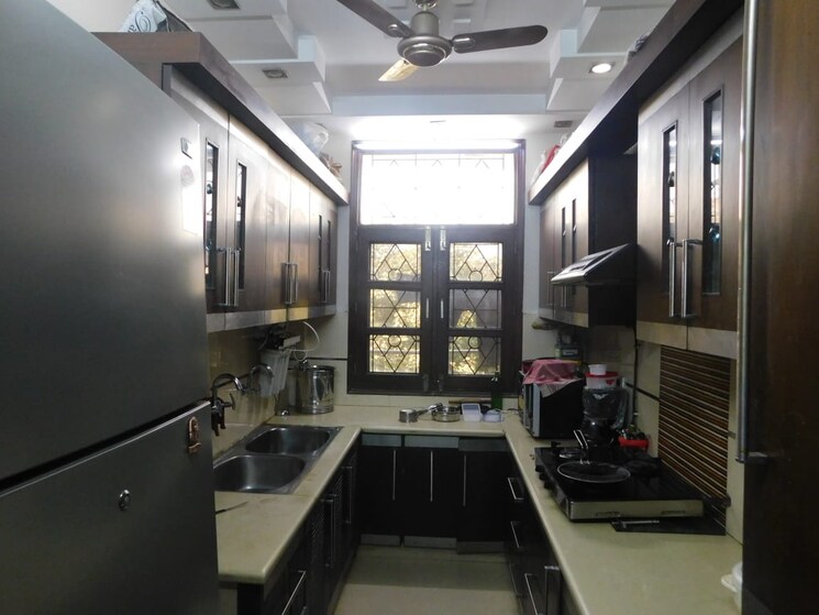 Kitchen, ashok vihar 3 Bedroom 1250 Sq.Ft. Builder Floor In Ashok Vihar Delhi 8176788