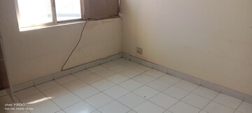 Bathroom in 4 BHK Apartment at Ansal Sushant Estate, Sector 52 – for Rent