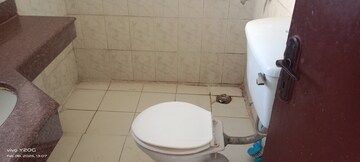 Bathroom in 4 BHK Apartment at Ansal Sushant Estate, Sector 52 – for Rent
