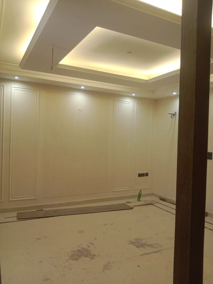 Room, sector 49 3 Bedroom 1500 Sq.Ft. Builder Floor In Sector 49 Faridabad 8176825