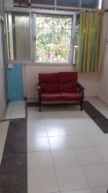 Living Room in 1 BHK Apartment at Vile Parle East – for Rent