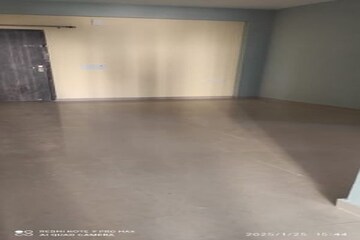 Room in 2 BHK Apartment at Shree Vardhman Green Court, Sector 90 – for Rent