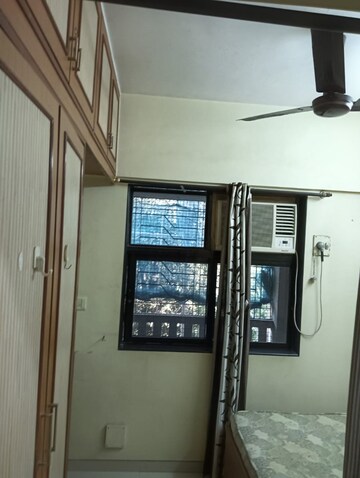 Room in 3 BHK Apartment at Kalpataru Siddhachal Elite, Vasant Vihar – for Rent