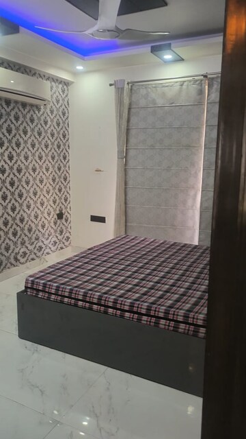 Bedroom in 3 BHK Builder Floor at Orchid Island, Sector 51 – for Rent