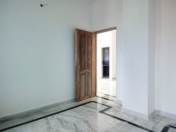 Room in 3 BHK Apartment at Madurdaha – for Sale