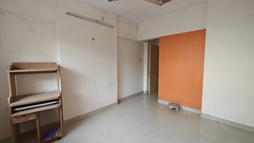 Room in 2 BHK Apartment at Reema Residency, Borivali West – for Rent
