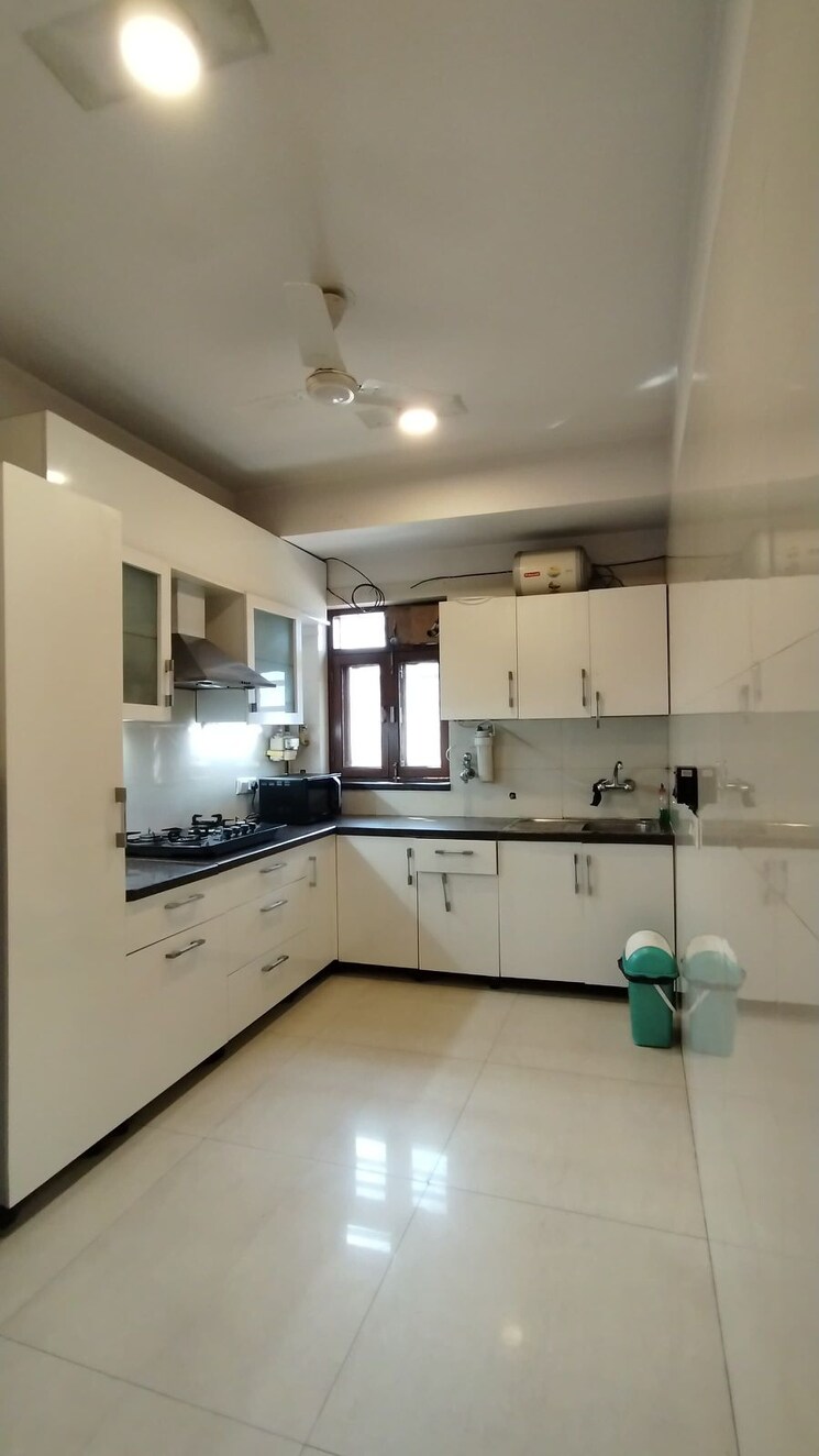 Kitchen, greater kailash ii 3 Bedroom 1650 Sq.Ft. Builder Floor In Greater Kailash ii Delhi 8177028