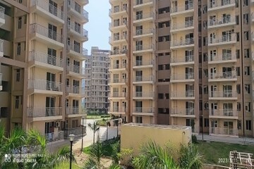 2 BHK Apartment For Rent in Shree Vardhman Green Court, Sector 90