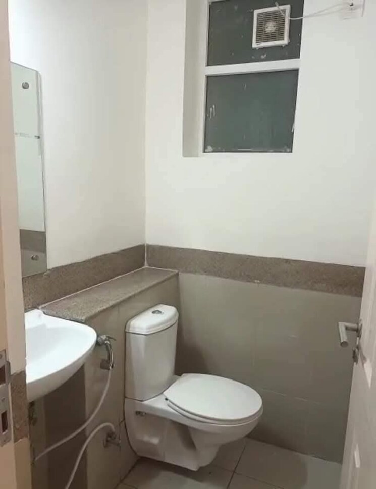Bathroom, vasundhara sector 1 3 Bedroom 1395 Sq.Ft. Apartment In Vasundhara Sector 1 Ghaziabad 8176968