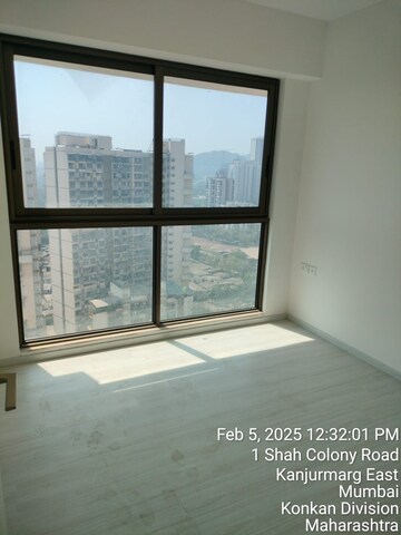 Room in 1 BHK Builder Floor at Runwal Bliss, Kanjurmarg East – for Sale