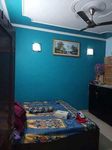Bedroom in 3 BHK Builder Floor at Sector 36 – for Rent