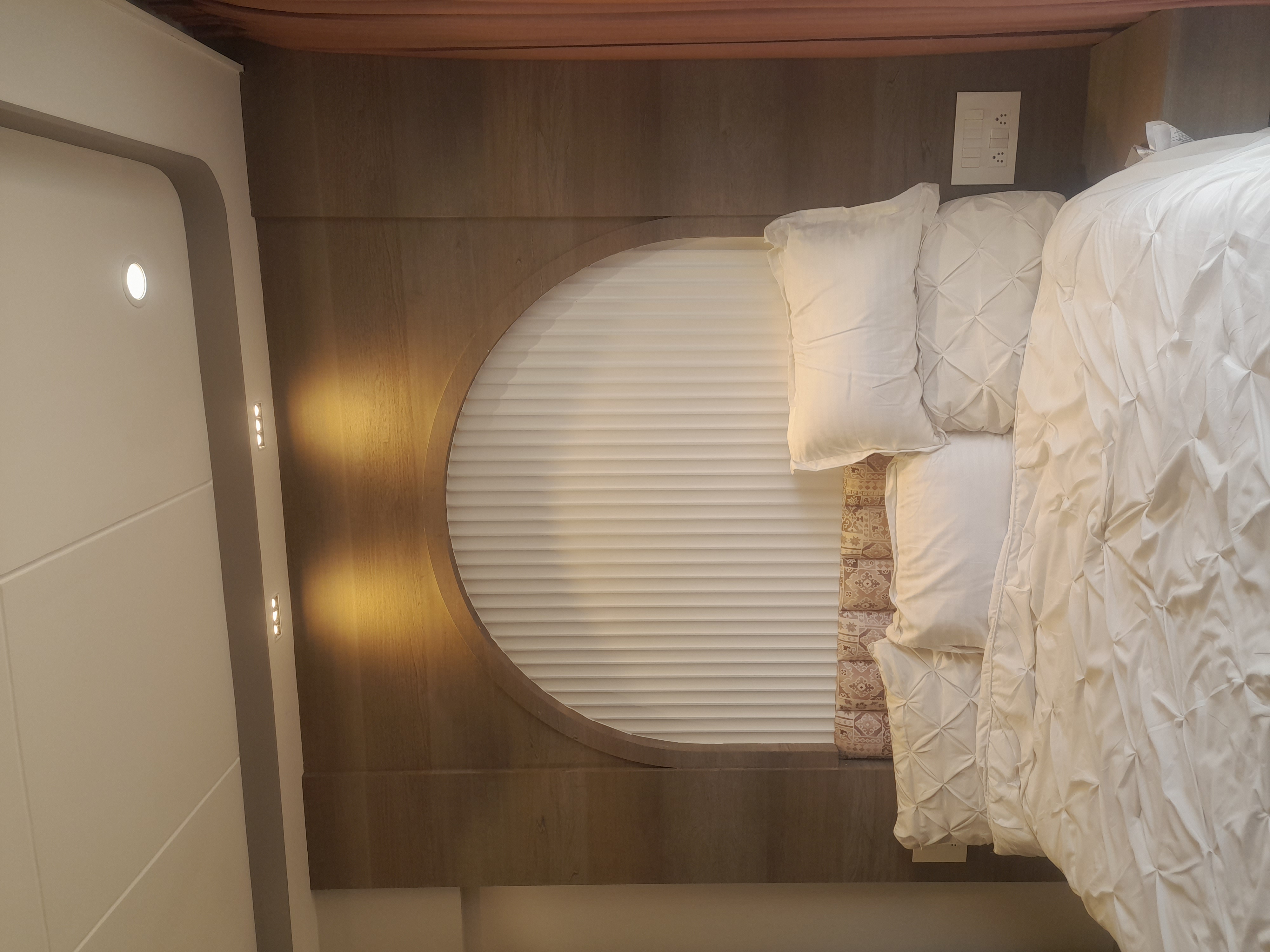 2 BHK Apartment For Sale in Monarch Kitkat