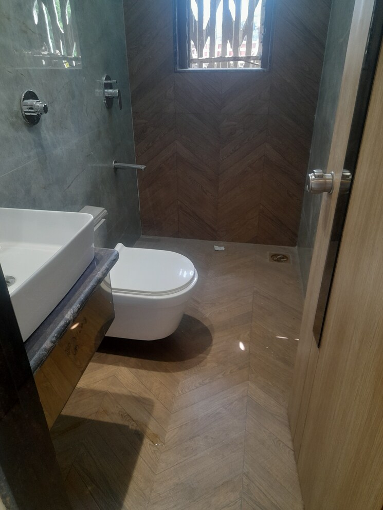 Bathroom, monarch-kitkat 2 Bedroom 639 Sq.Ft. Apartment In Borivali East Mumbai 8177186