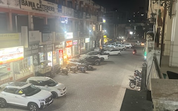 Shop For Sale in Vip Road