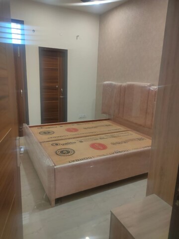 Bedroom in 3 BHK Apartment at Dhakoli Village – for Rent