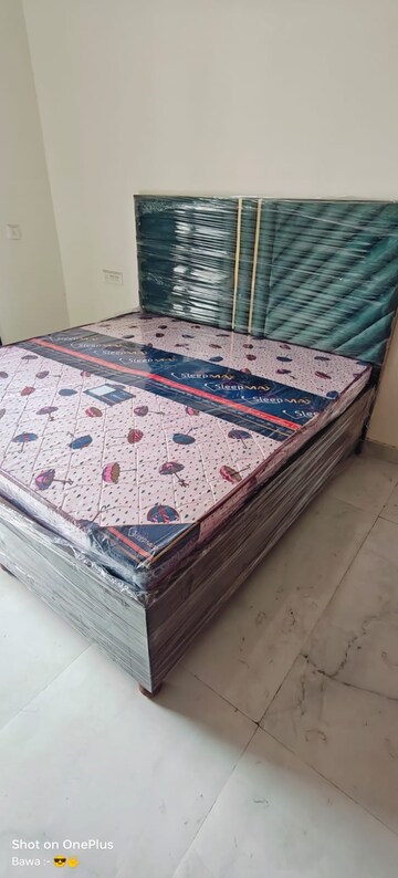 Bedroom in 3 BHK Apartment at Patiala Road – for Rent