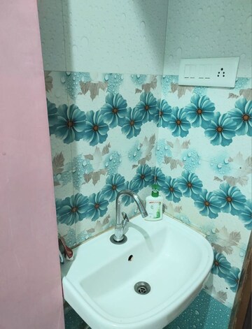 Bathroom in 1.5 BHK Independent House at Jankipuram – for Rent