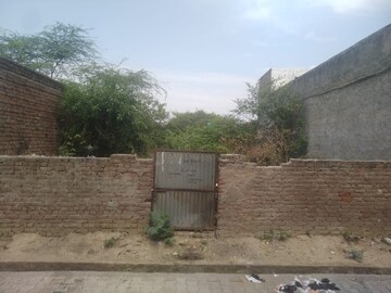 Plot For Resale in Madhavpuri Mathura  8177227