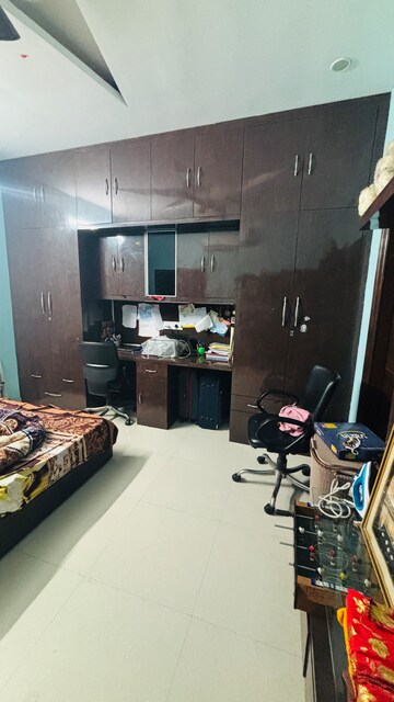 Furnished Amenities in 1.5 BHK Independent House at New Industrial Township 1 – for Rent