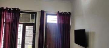 Room in 2 BHK Apartment at Vip Road – for Rent