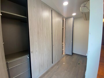 Bathroom in 6+ BHK Independent House at Panchsheel Park – for Rent