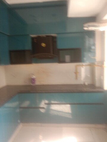 Furnished Amenities in 3 BHK Apartment at Sector 16c Greater Noida – for Rent