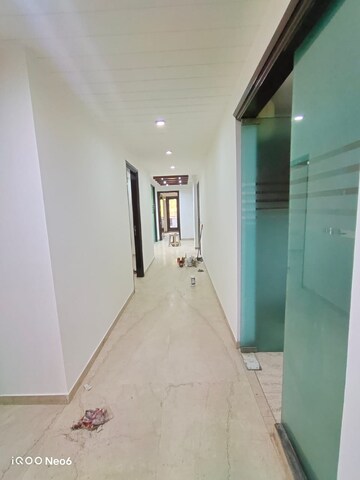 Building Lobby in 4 BHK Builder Floor at Green Park – for Rent