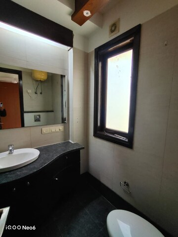 Bathroom in 4 BHK Builder Floor at Green Park – for Rent