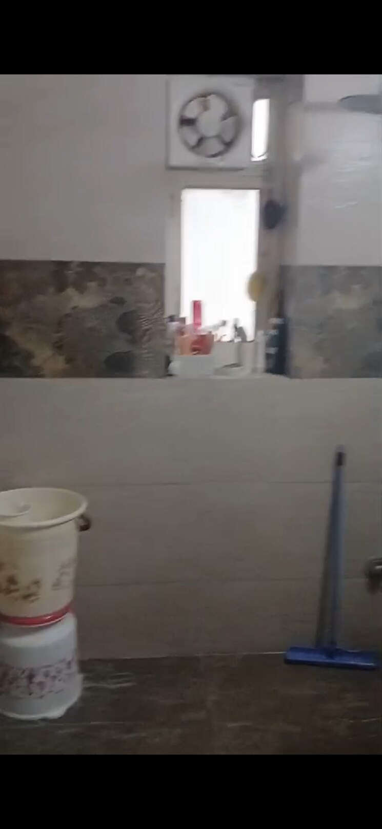 Bathroom, gail-apartments 3 Bedroom 1500 Sq.Ft. Apartment In Sector 62 Noida 8177367