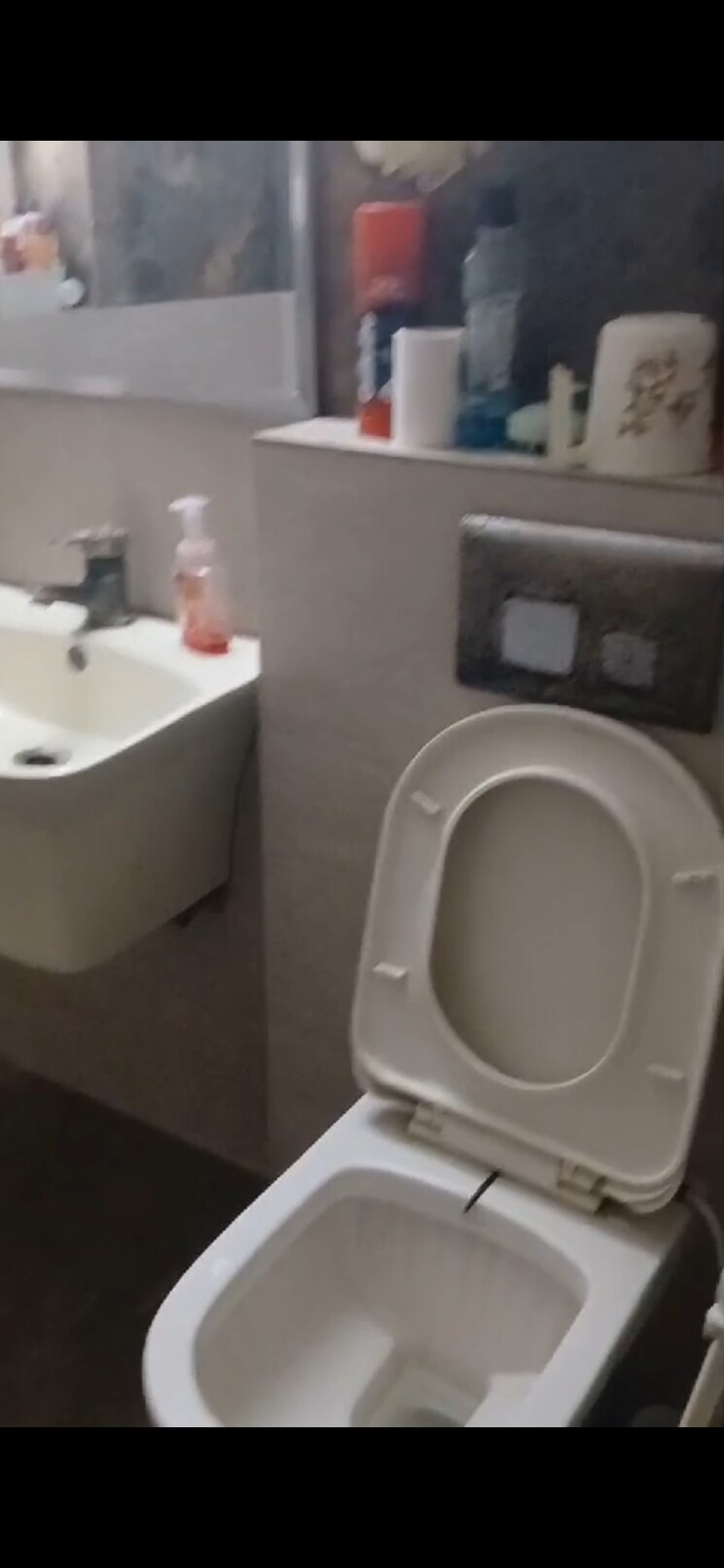 Bathroom, gail-apartments 3 Bedroom 1500 Sq.Ft. Apartment In Sector 62 Noida 8177367