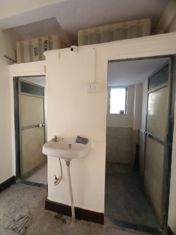 Bathroom in 1 BHK Apartment at Dombivli West – for Rent