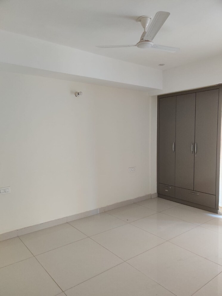 Room, patiala road 3 Bedroom 1350 Sq.Ft. Builder Floor In Patiala Road Zirakpur 8177387