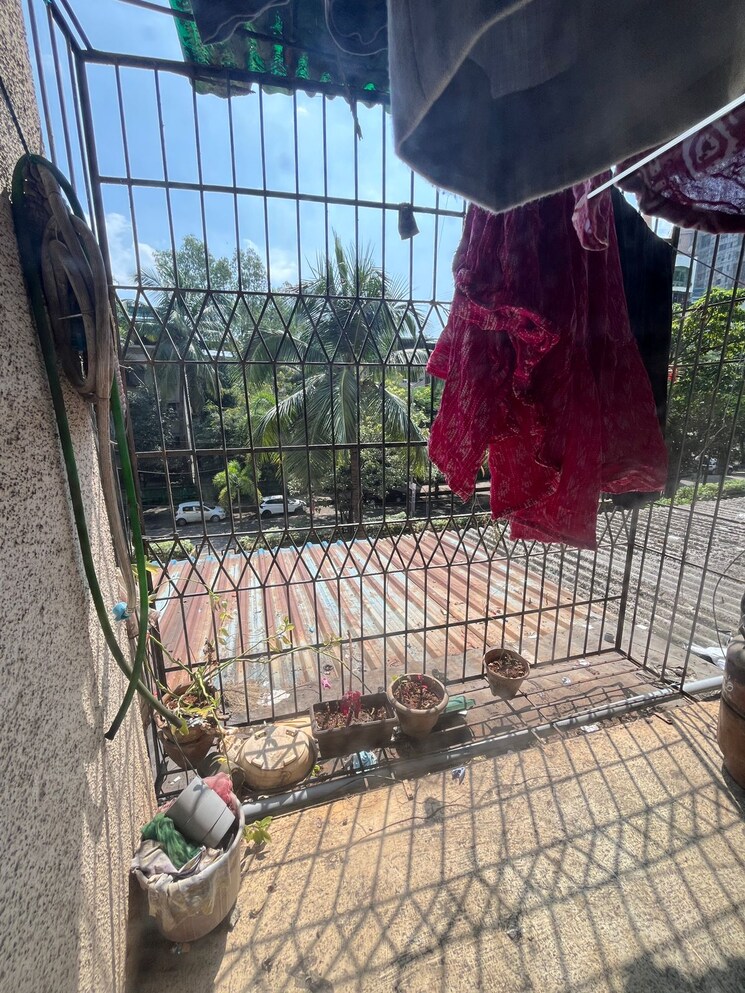 Balcony, tirupati-chs-nerul 1 Bedroom 650 Sq.Ft. Apartment In Nerul Navi Mumbai 8177395