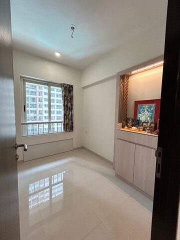Room in 1.5 BHK Apartment at Marathon Nexzone, New Panvel – for Sale