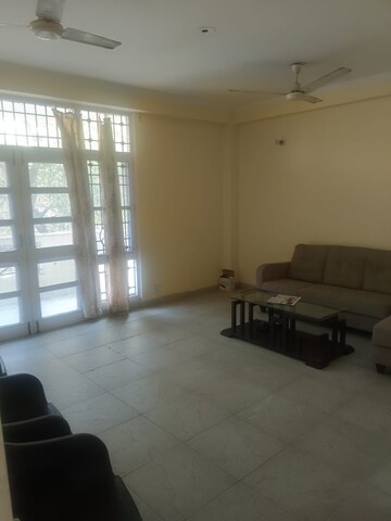 Living Room in 3 BHK Builder Floor at Unitech South City II, Sector 50 – for Rent