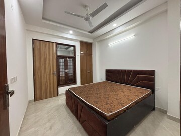 Bedroom in 2 BHK Builder Floor at Saket – for Rent