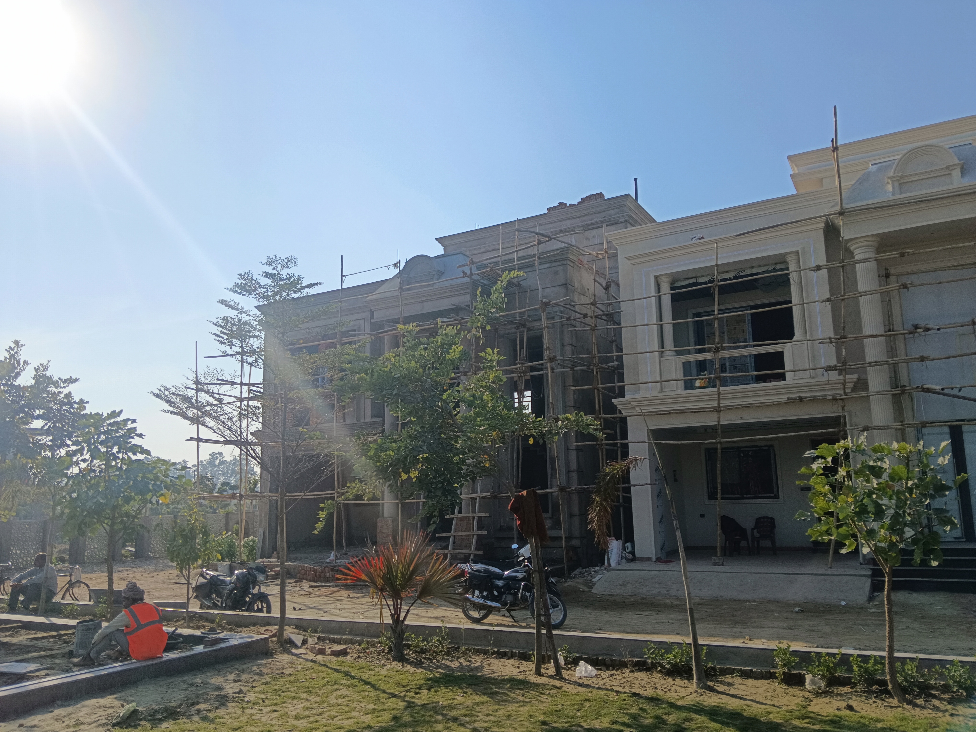 5 BHK + Pooja Room,Study Room Villa For Sale in Kisan Path Par Villa Avai