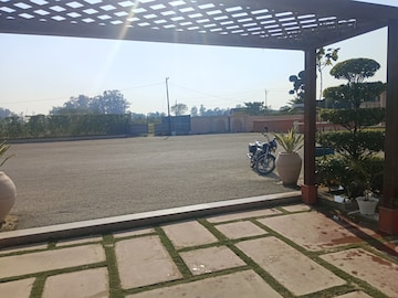 Balcony in 5 BHK Villa at Gomti Nagar – for Sale