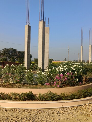 5 BHK Villa – Garden View at Gomti Nagar - for Sale