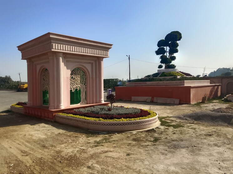 Exterior View, gomti nagar 5 Bedroom 2450 Sq.Ft. Villa In Gomti Nagar Lucknow 8177410