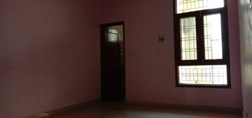 Room in 1 BHK Builder Floor at Jyoti Kiran RWA, Pi I And Ii Greater Noida – for Rent