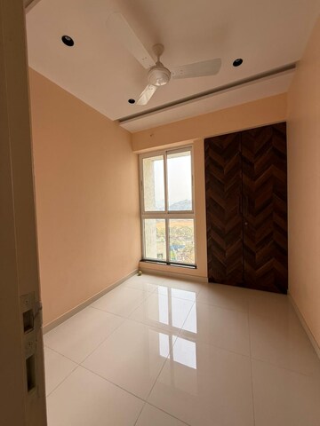 1 BHK Apartment For Rent in Puraniks City Reserva, Ghodbunder Road