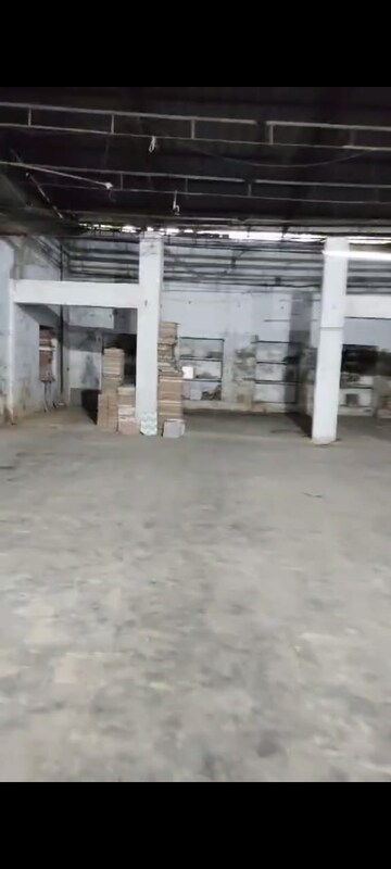 Parking in  Warehouse at Aliganj – for Rent